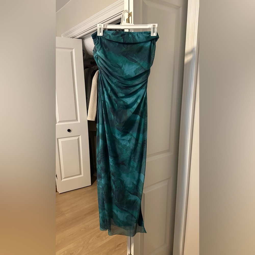 Amazon Elegant Teal Strapless Dress